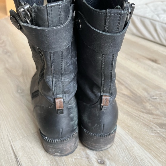 RUDSAK Black Lace-Up Women's Boots - Picture 3 of 7